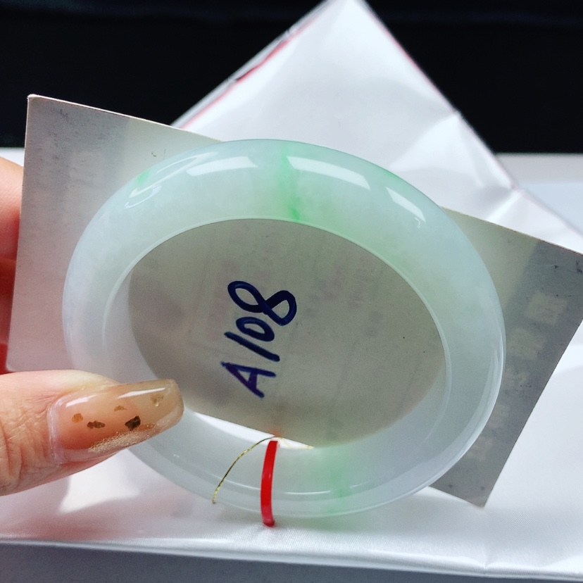 【闪购商品】翡翠手镯未镶嵌 正圈53