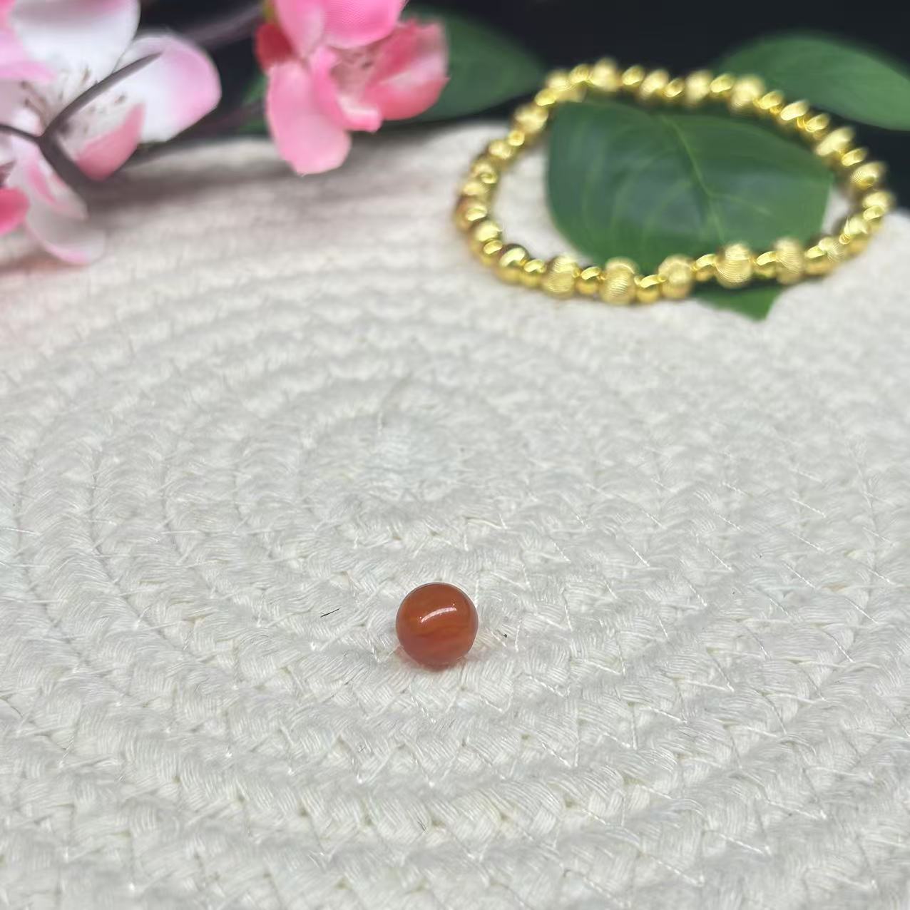 ZZZ JS005 精美时尚玛瑙珠配卡5+AU金珠 精美玛瑙赠猫眼手串