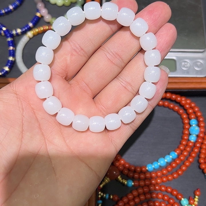 和田玉未镶嵌手串