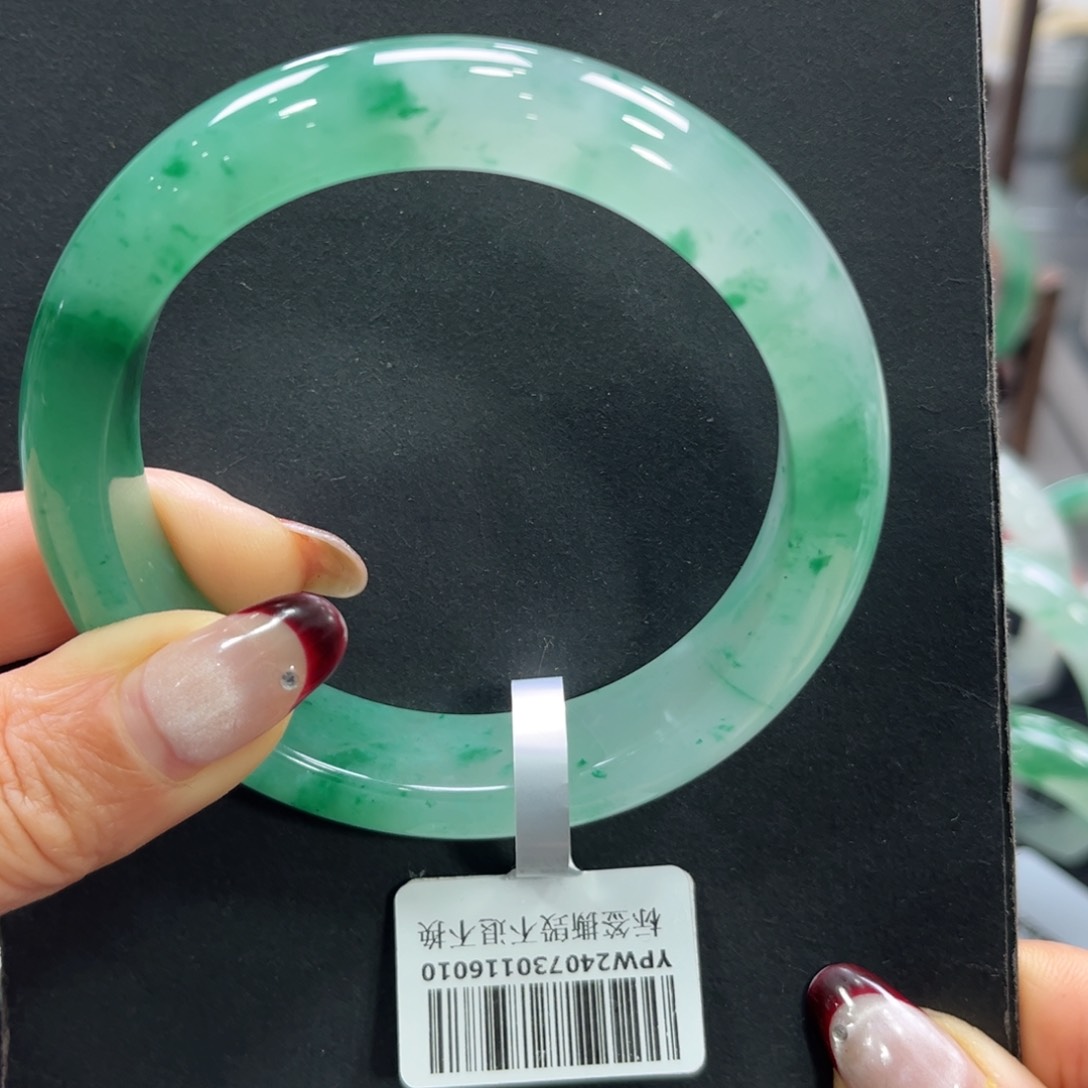 石英质玉手镯未镶嵌蝶****➕小玥59.6