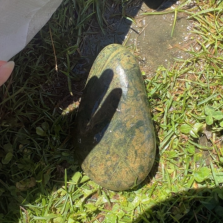 默***～蛇纹石玉合金西藏藏玉药王石