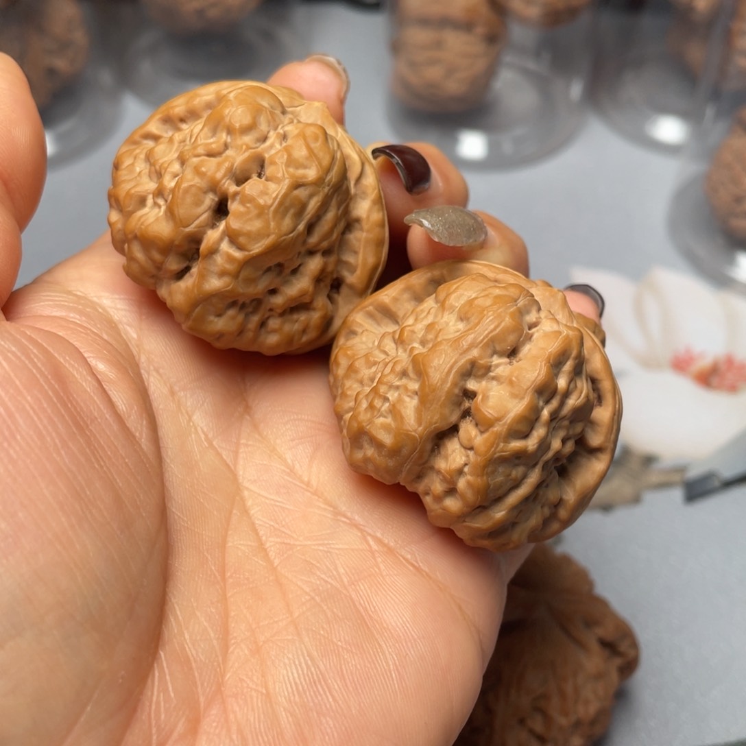 【闪购商品】文玩核桃吊坠蛙………