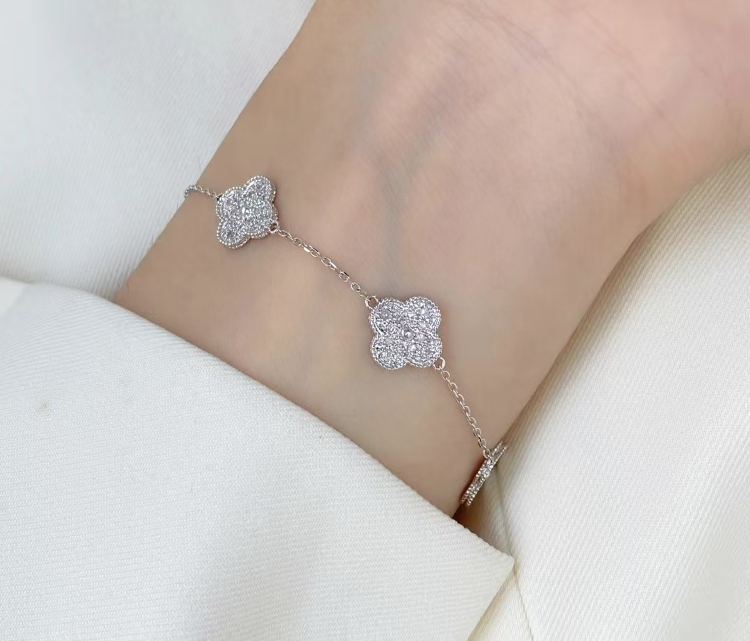 【富恩珠宝】0379 重金  六花手链 时尚轻奢手链 