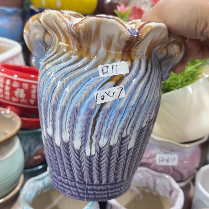 凑9块包邮，有孔，陶瓷花盆