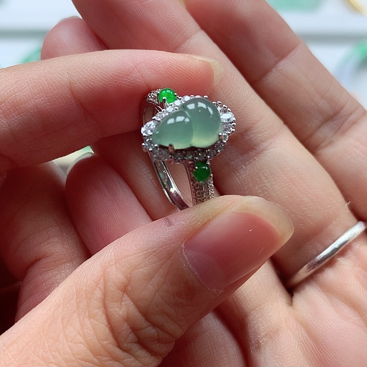 颈饰银S925镶嵌翡翠翡翠