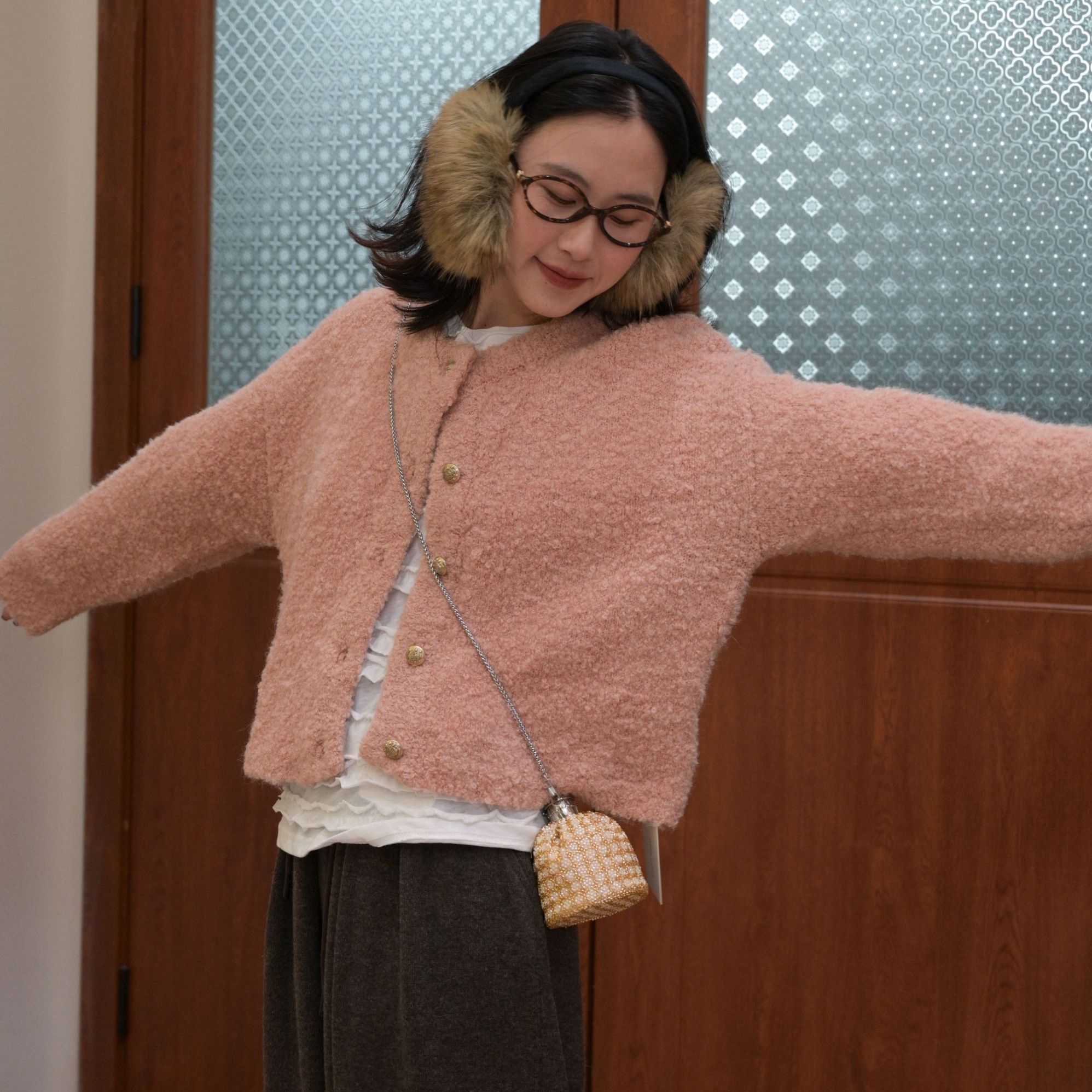 乐子家820-837冬季上衣小众百搭极简风格毛衣