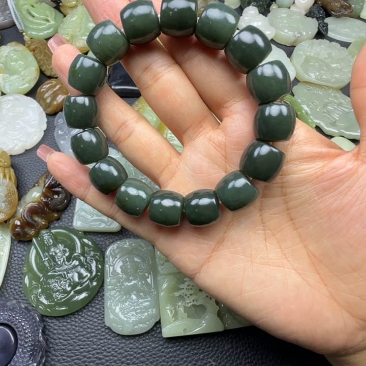 和田玉未镶嵌珠宝奇石卡14