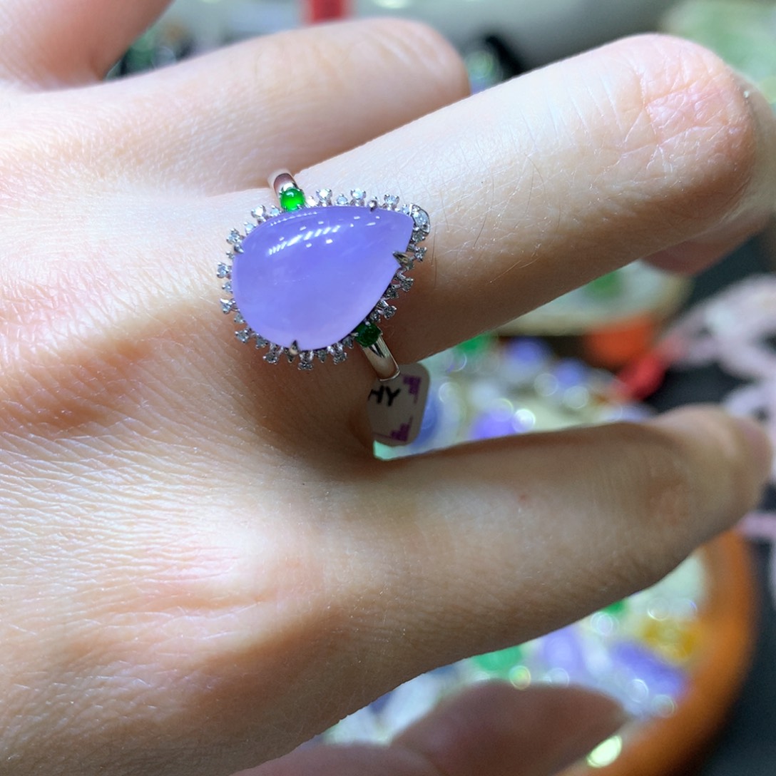 【闪购商品】翡翠颈饰18K金镶嵌翡翠吊坠项链