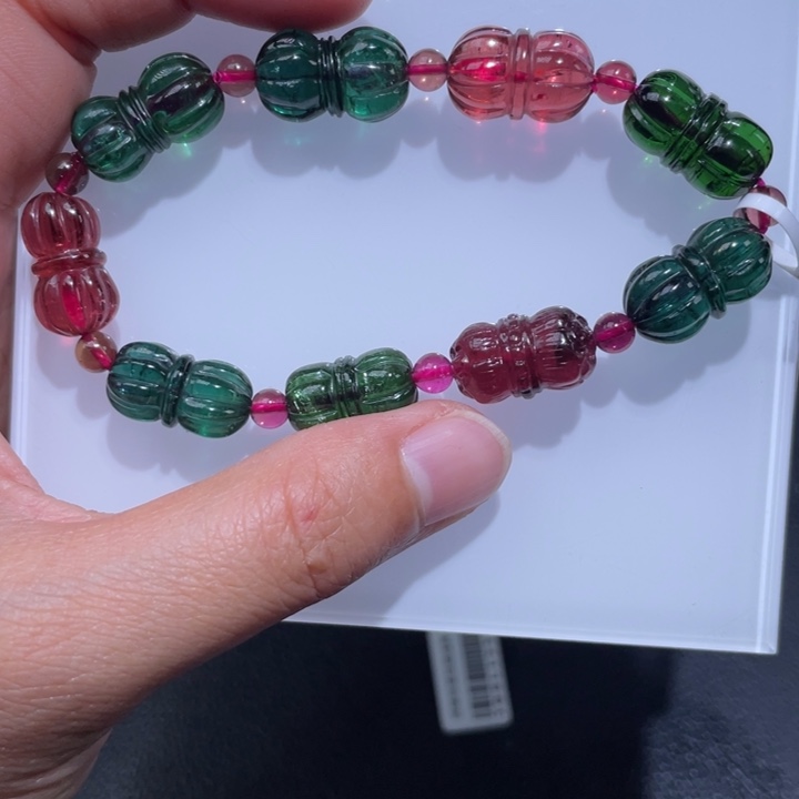碧玺手串未镶嵌英*?碧玺手链
