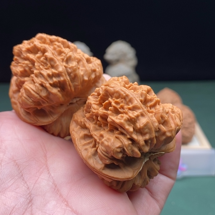 文玩核桃把件李*碰金蟾王