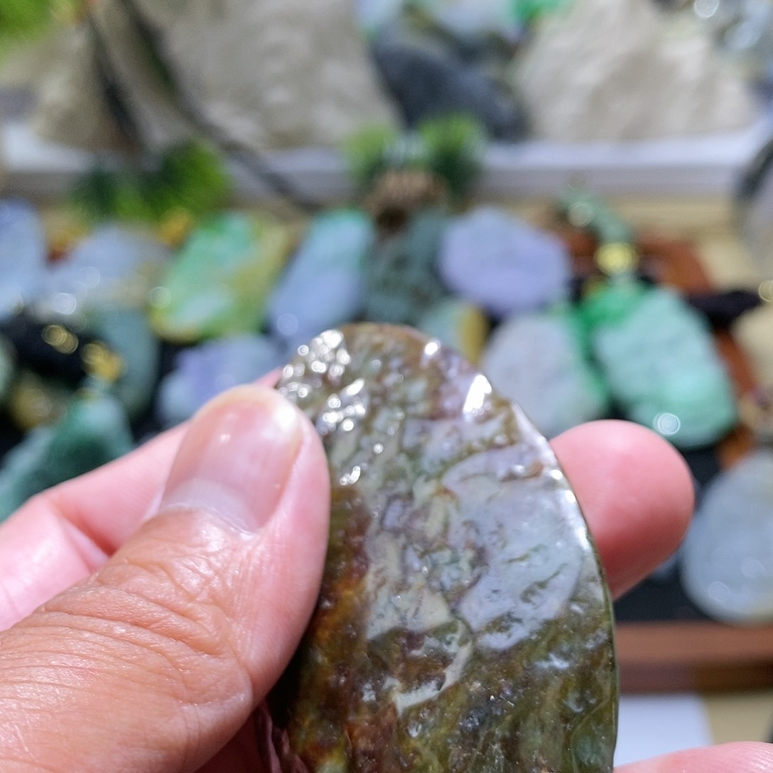 【闪购商品】翡翠颈饰未镶嵌1111111111111111
