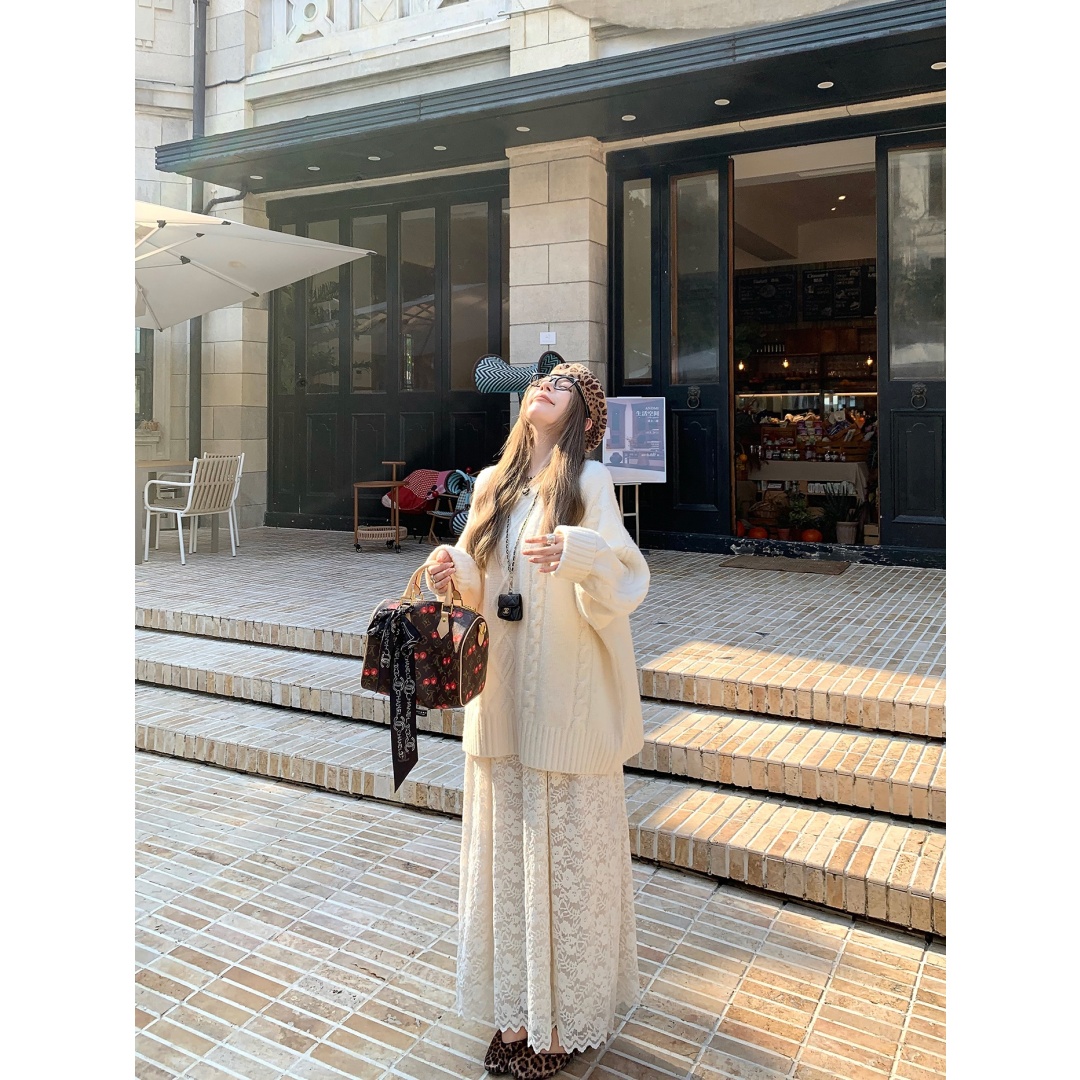 秋冬宽松长袖毛衣+设计感蕾丝半裙两件套22808#