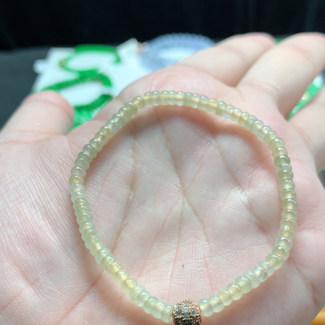 翡翠未镶嵌手链翡翠