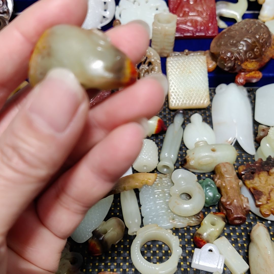 和田玉车挂未镶嵌.*.