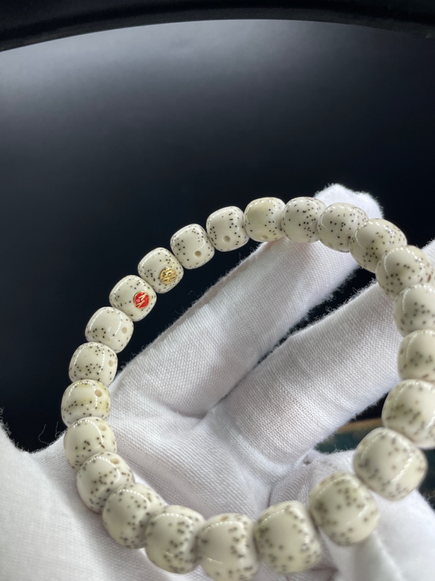 懿缘 SS级10×9原生态顺白零脱脂同枝一物一图高端星月珠串文玩