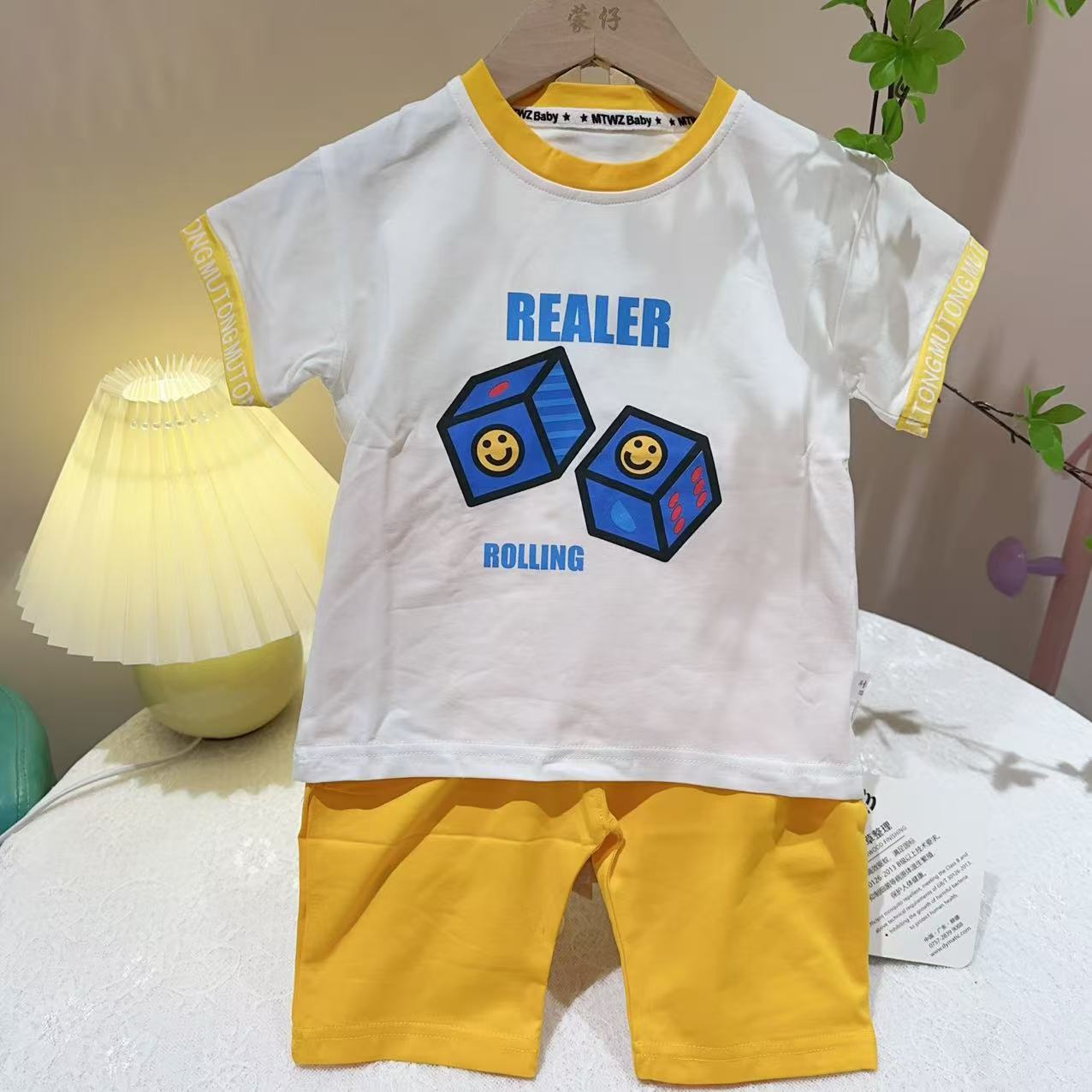 沐-【69802骰子笑脸】短袖套装