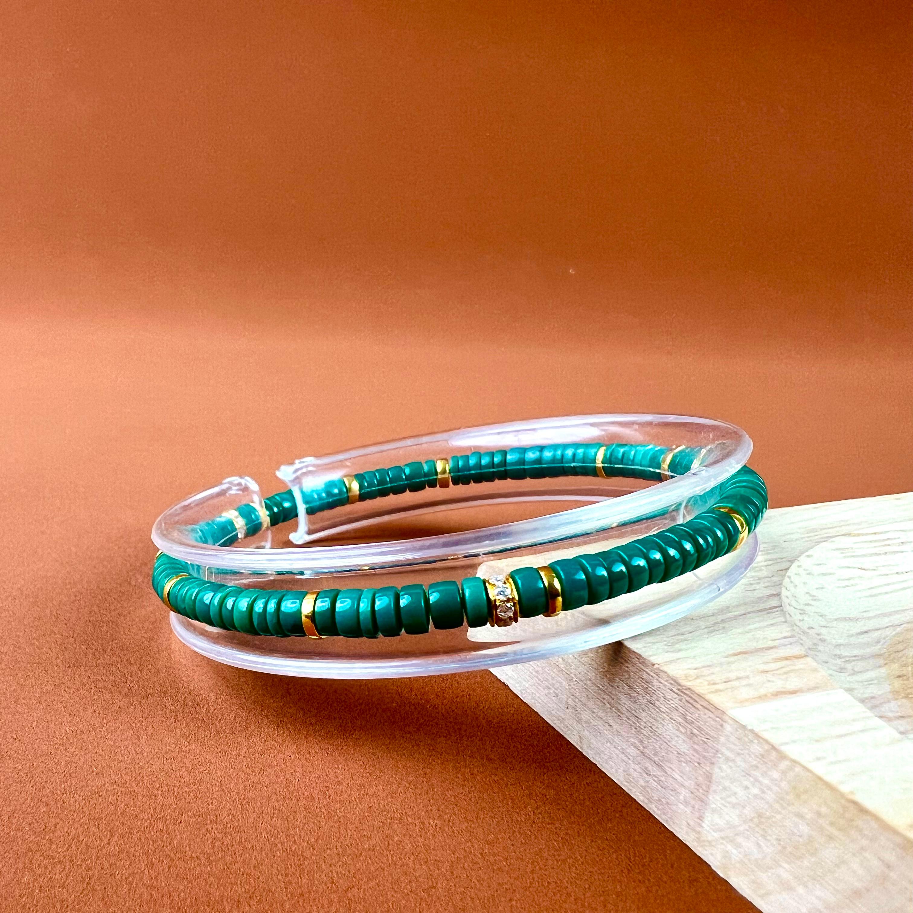 16#绿松单圈手串 珠径3.5-4 mm 总重约7g k金约2.77g 周长16cm