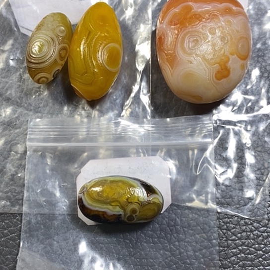 娜***斯查罗石未镶嵌挂坠