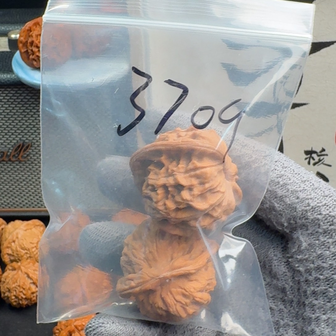 F***9吊坠文玩核桃3709天地吗