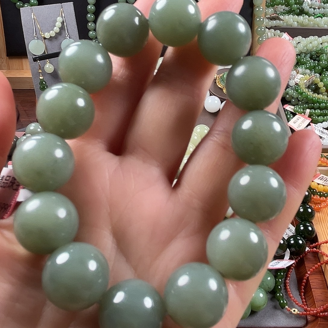 和田玉未镶嵌手链