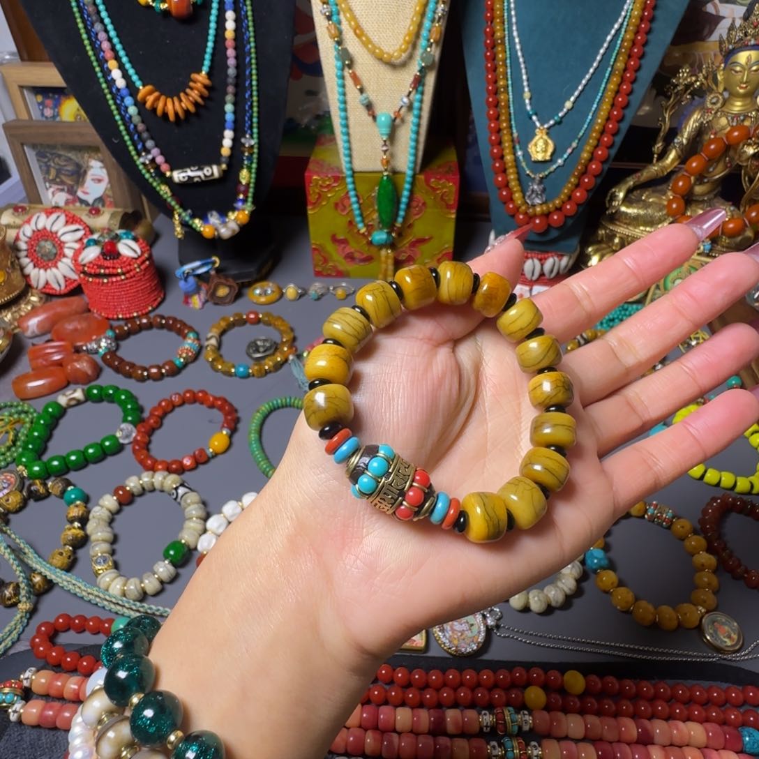 吊坠吊坠吊坠在吊坠