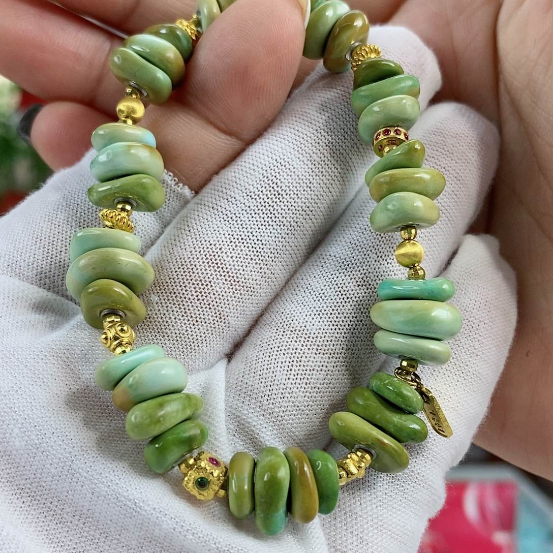 绿松石珠宝奇石18K金镶嵌