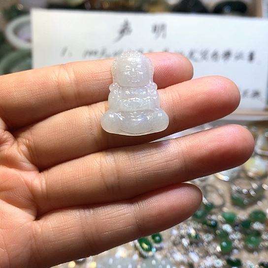 翡翠未镶嵌颈饰吊坠