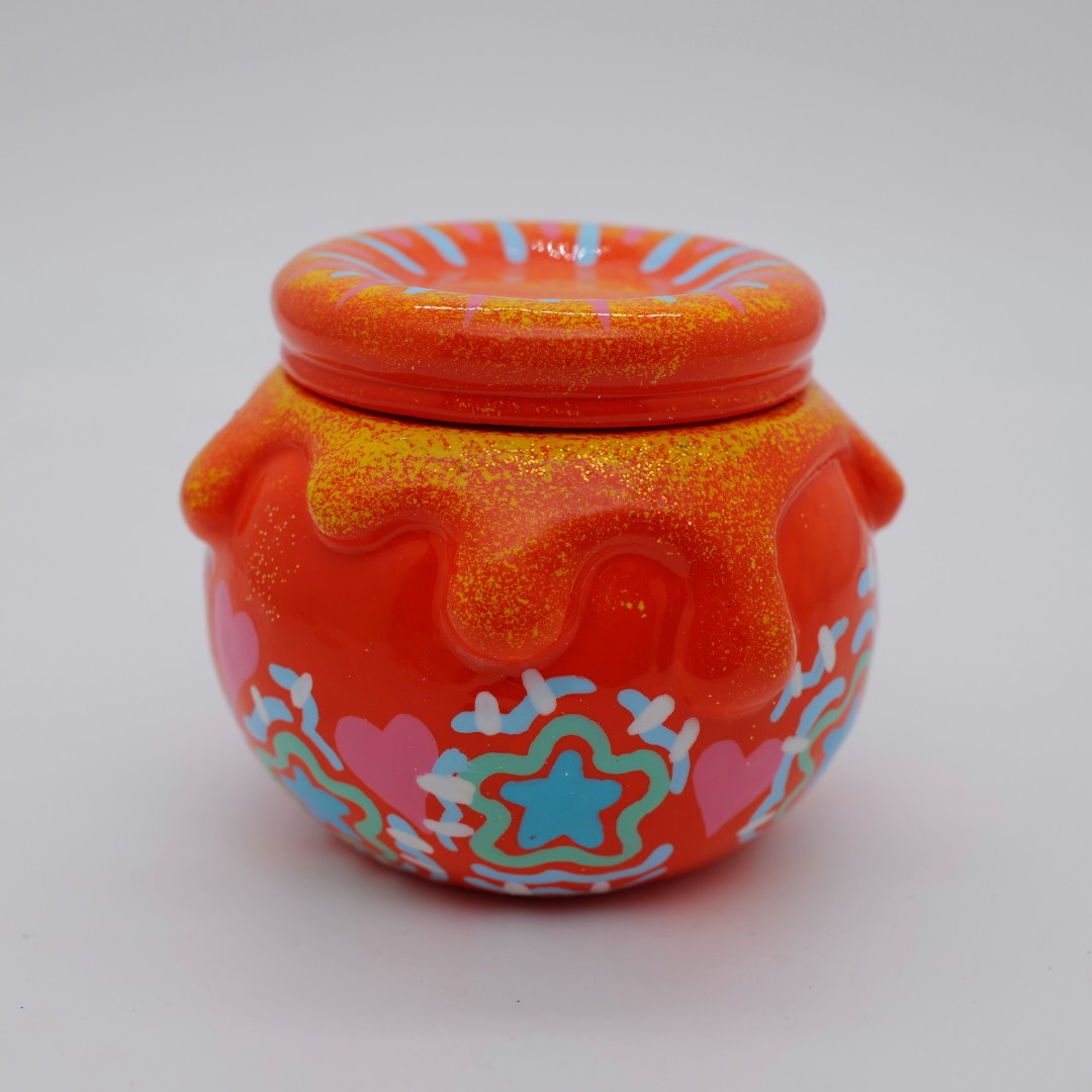 PM 王甜心工作室《蜂蜜罐》石膏作品，仅一件（非王甜心本人绘画）