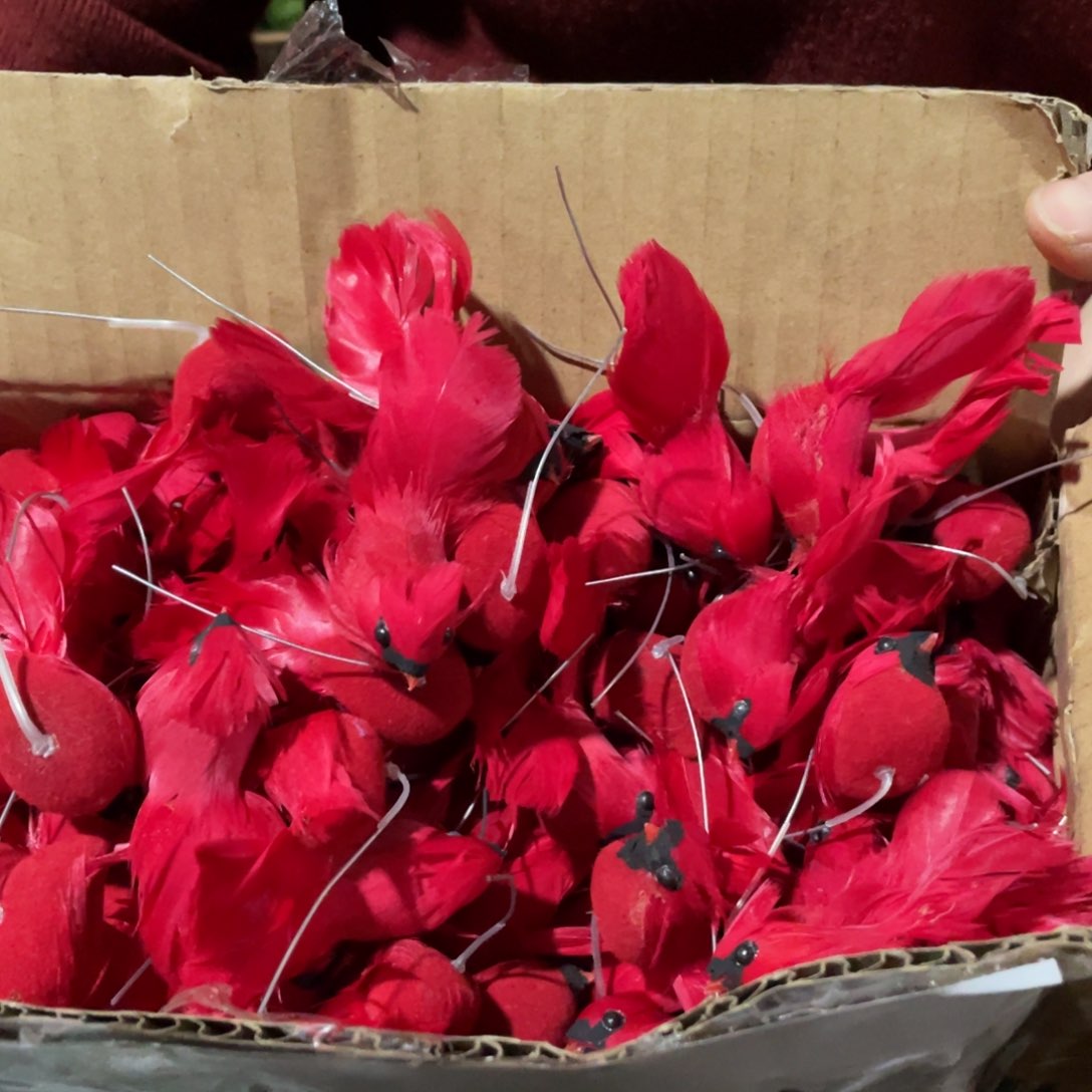 陶瓷花瓶，仿真绿植。12