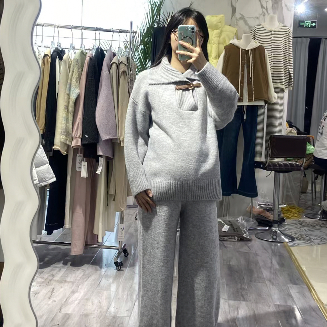 秋冬孕妇装时尚韩版宽松休闲加厚保暖针织上衣搭阔腿裤