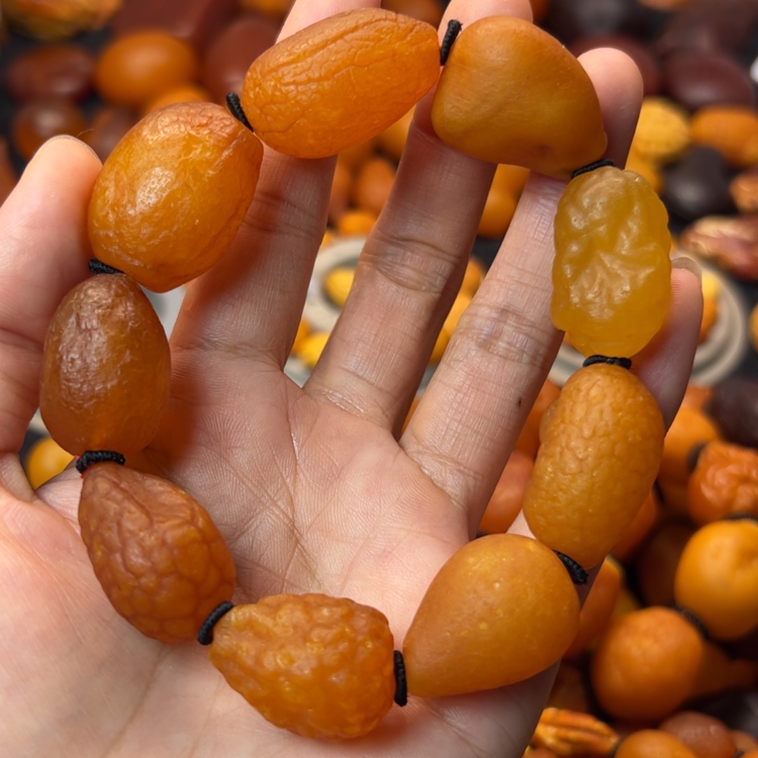 琥珀裸石未镶嵌天然蜜蜡