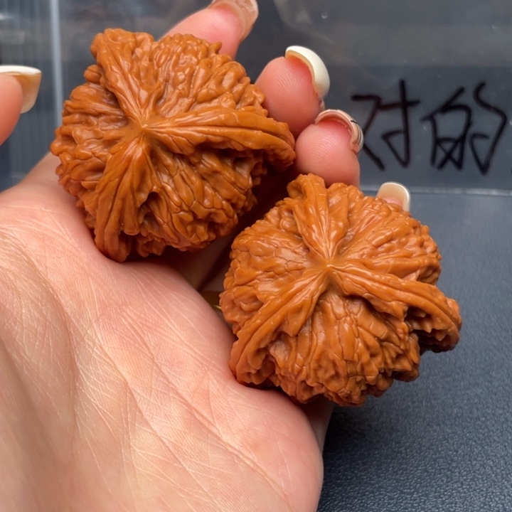 用***5吊坠文玩核桃白狮子