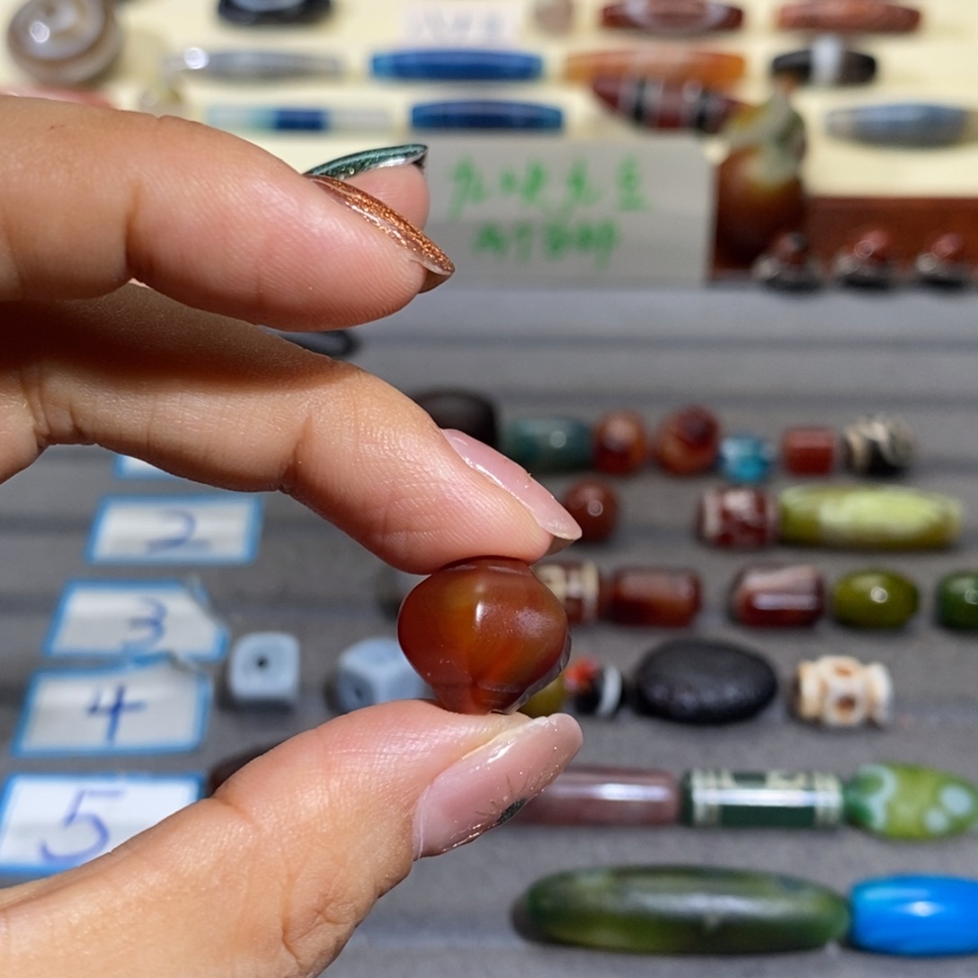 谁***啊玛瑙/玉髓颈饰合金