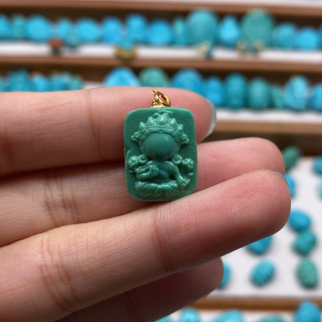 绿松石颈饰未镶嵌