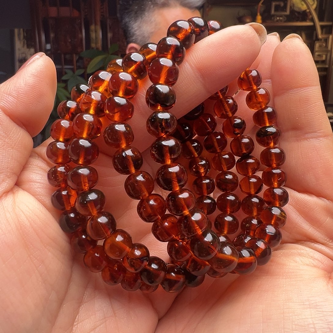 琥珀未镶嵌裸石抚顺琥珀10313八多样性发其一