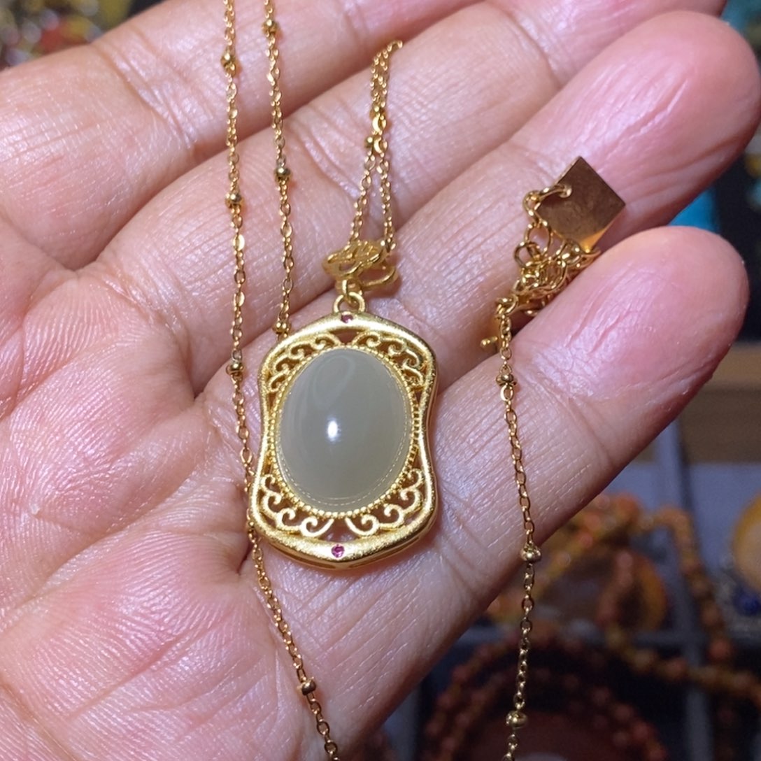 和田玉未镶嵌珠宝奇石配饰