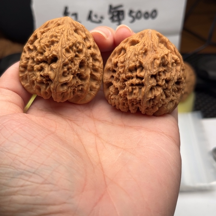 文玩核桃吊坠南疆42