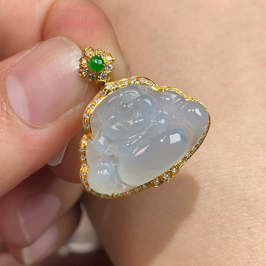 翡翠颈饰18K金镶嵌佛公