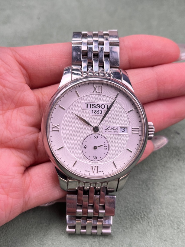 99新 Tissot/天梭 力洛克系列钢带男表39.3mm小三针腕表