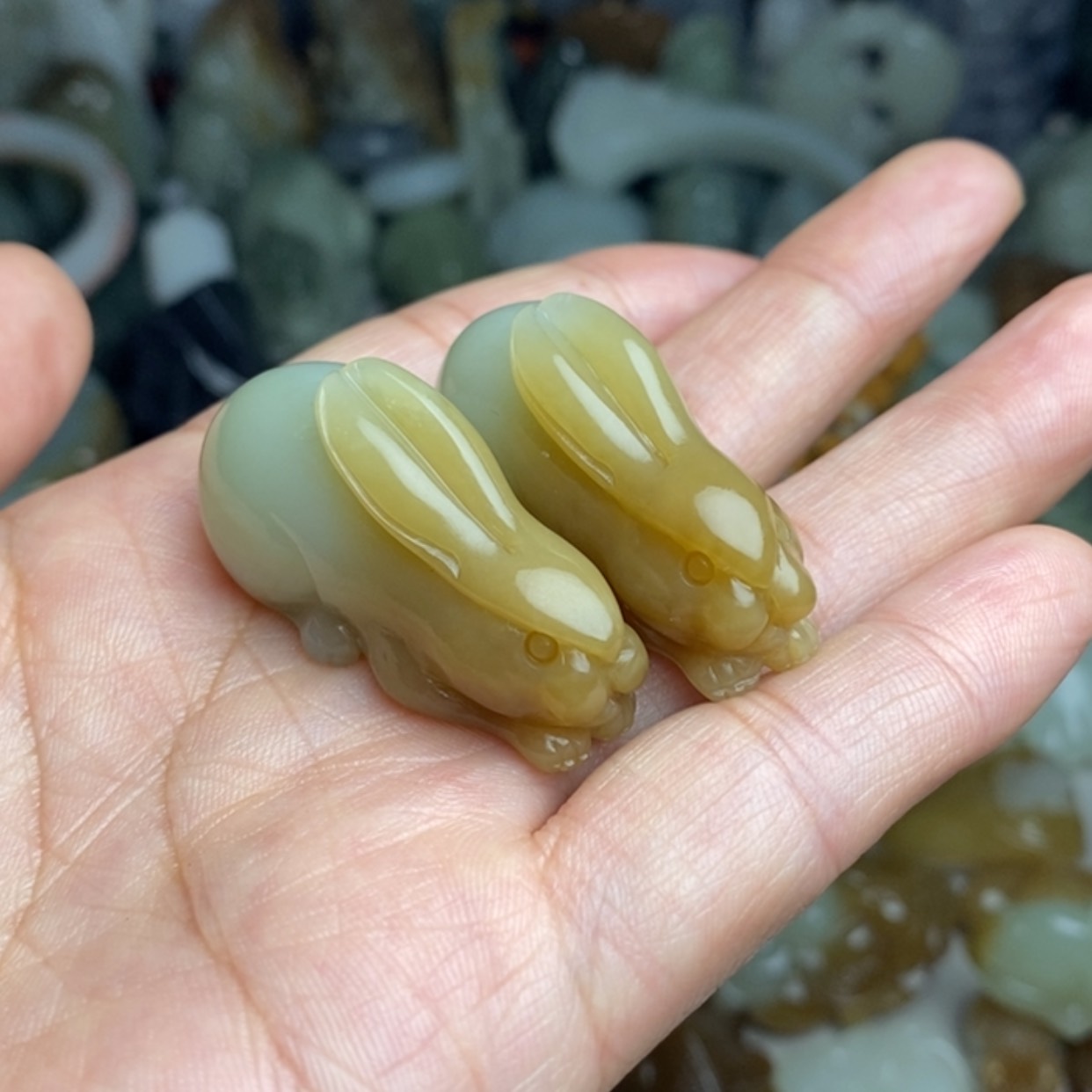 【闪购商品】未镶嵌和田玉挂件沙**鹰