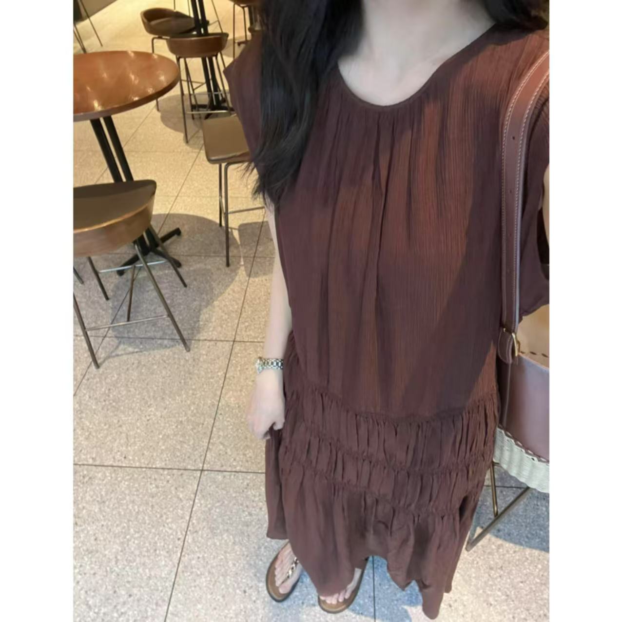 FAR ZOOM 莱赛尔小飞袖褶皱肌理感显瘦H版连衣裙