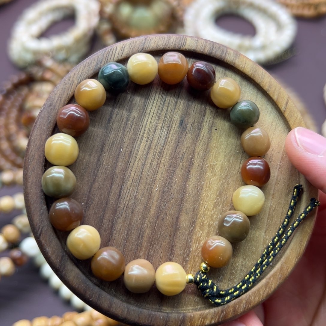 爱***a吊坠龙脊菩提原籽