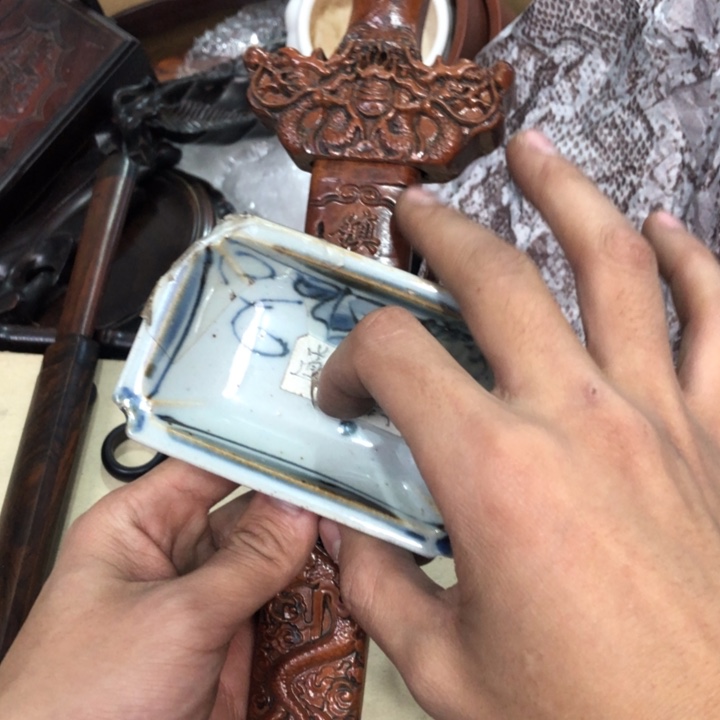 陶瓷孤品单件车里拍