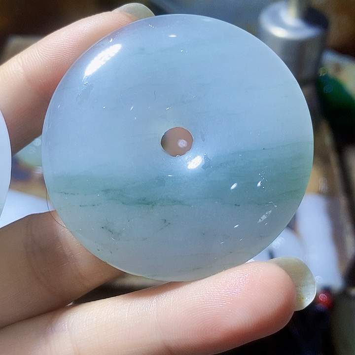 江***白石英质玉未镶嵌颈饰