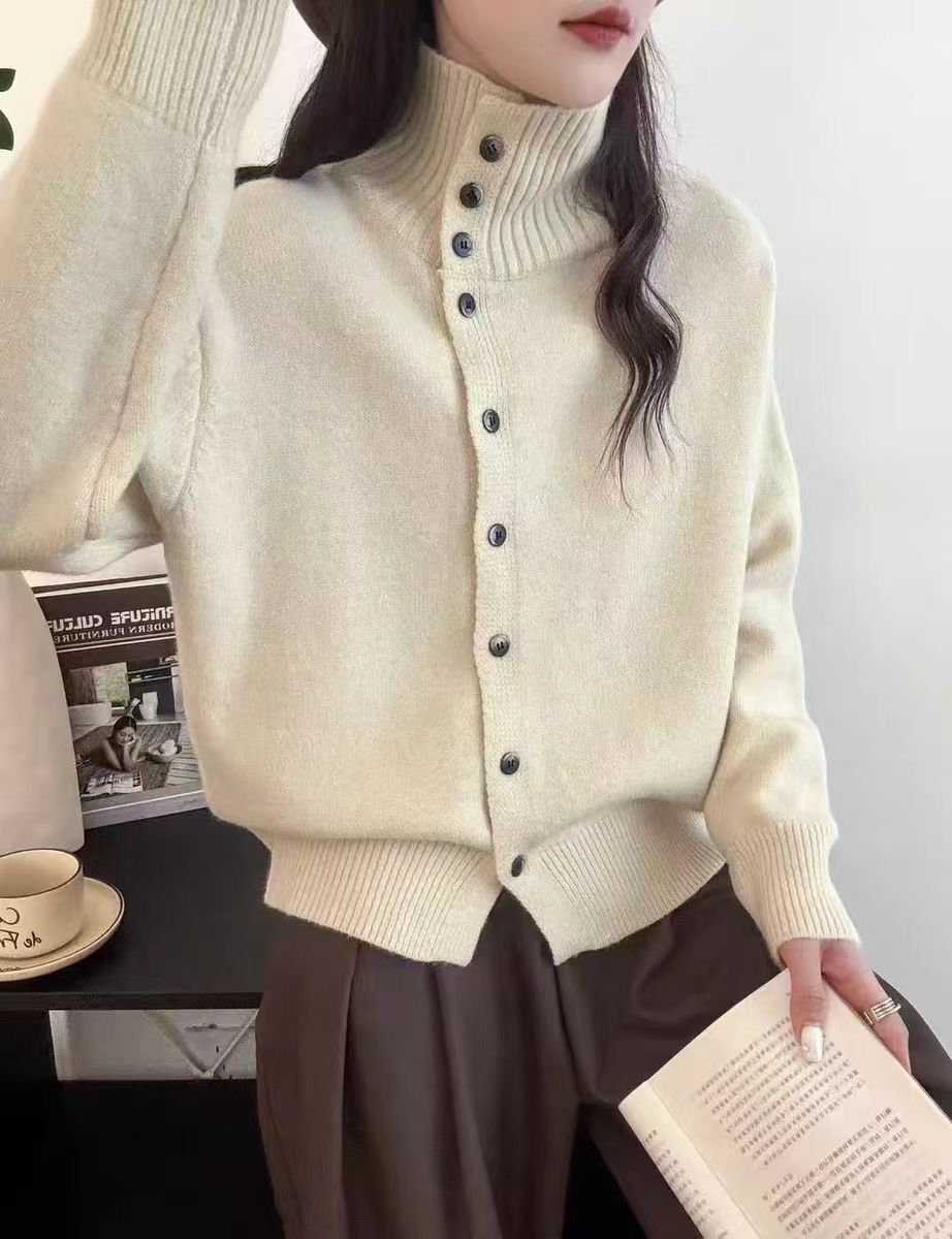 【高领斜扣】秋冬慵懒风高领斜扣纯色针织衫女2025新款休闲软糯