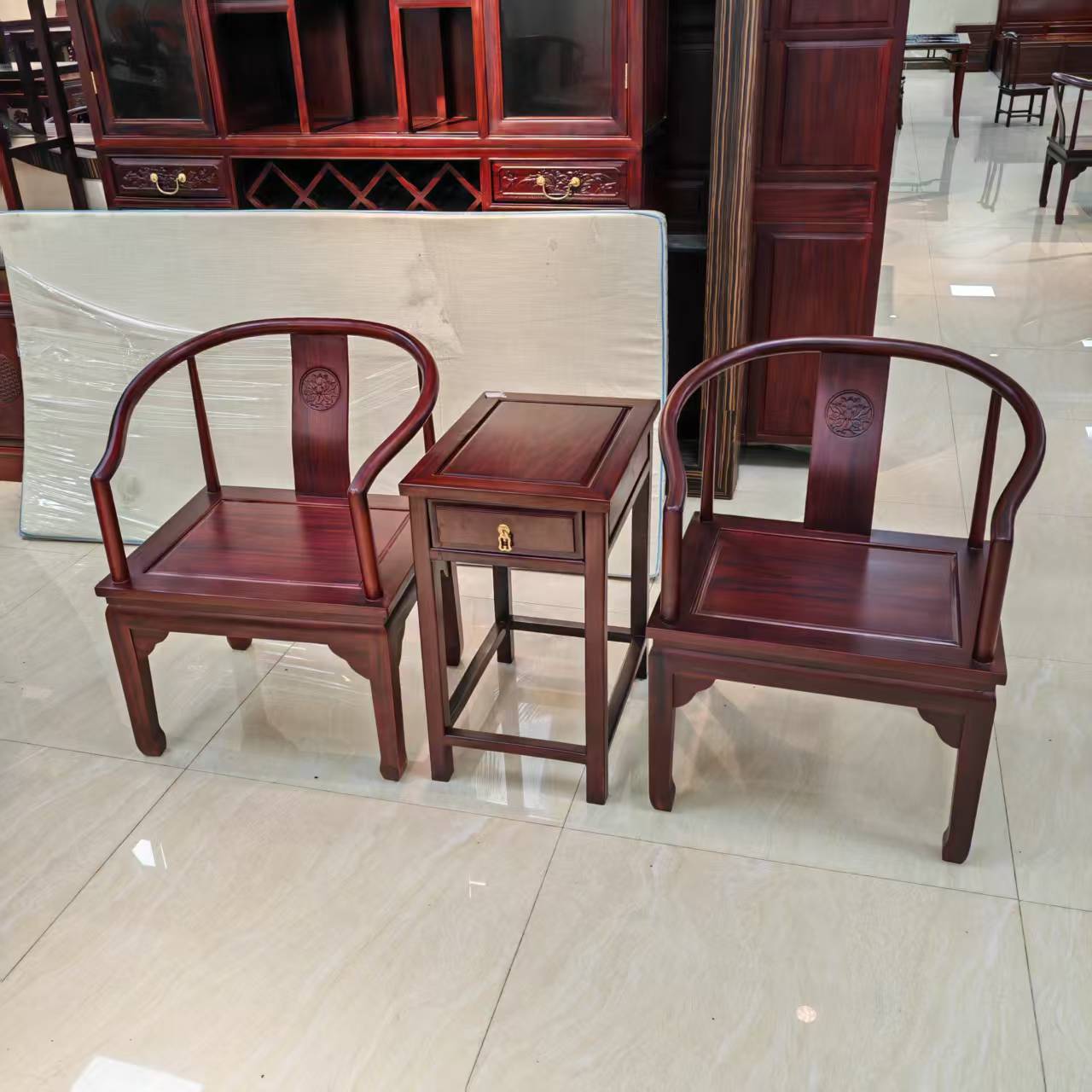 S（3件套）南美酸枝圈椅（总长1.7m）