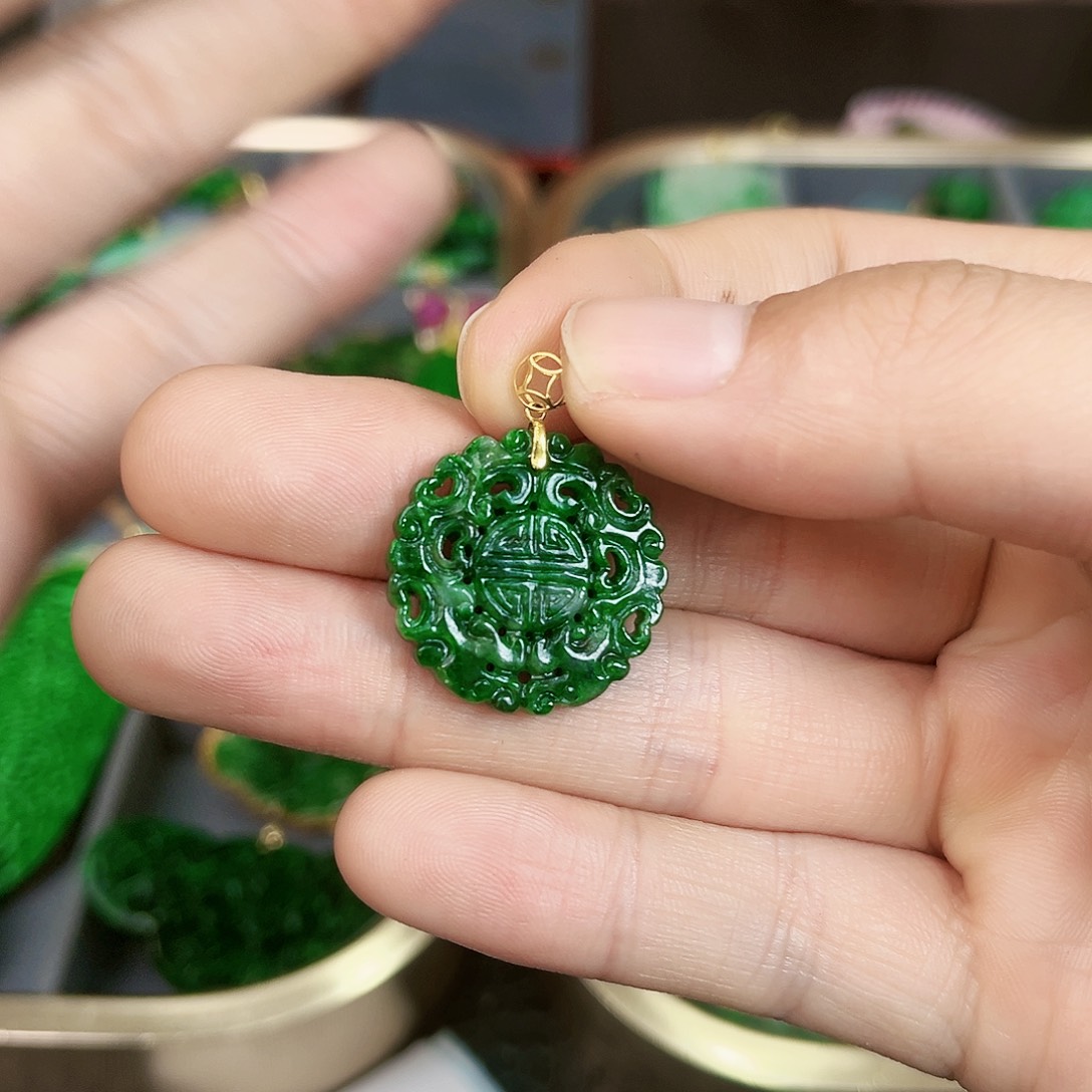 翡翠颈饰未镶嵌吊坠多样性发货