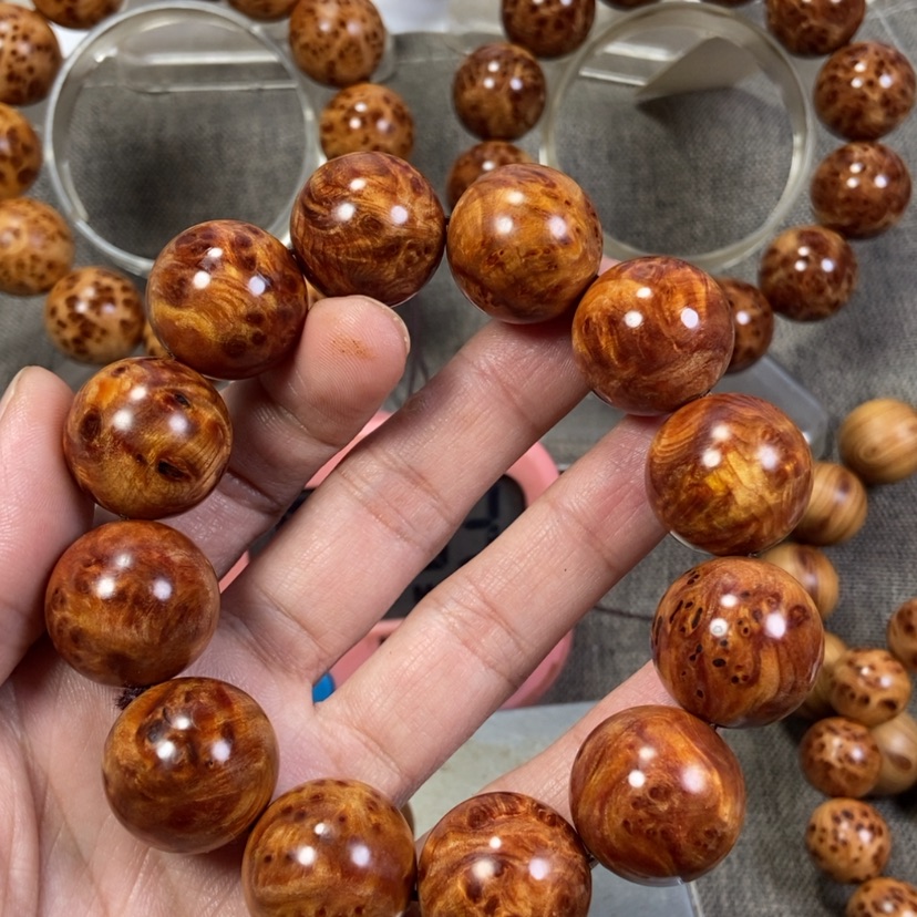 【闪购商品】柏木（崖柏）手串/手链太*?