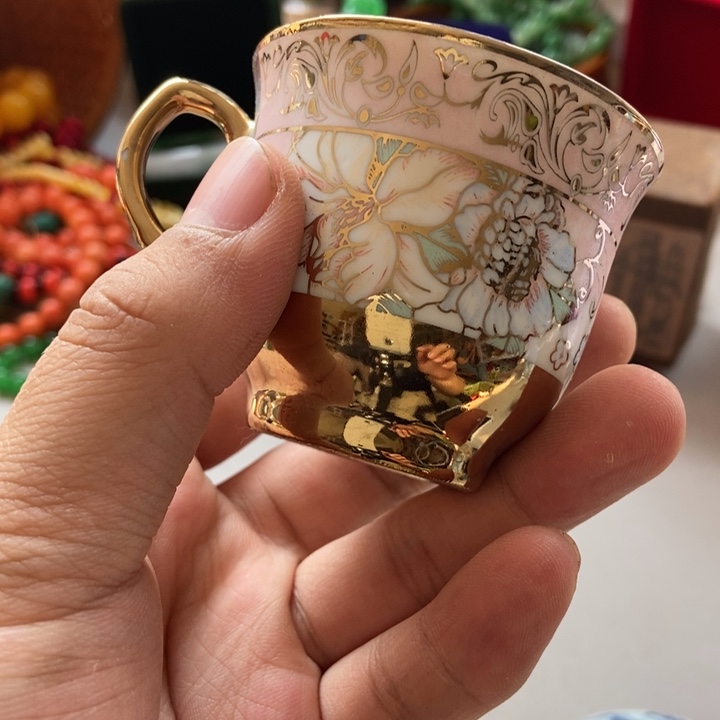 瓷片你哈哈哈哈哈哈哈哈刚刚好
