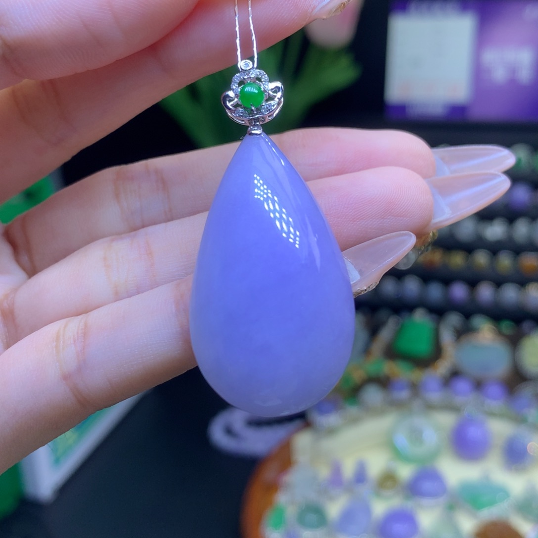 翡翠18K金镶嵌颈饰天然